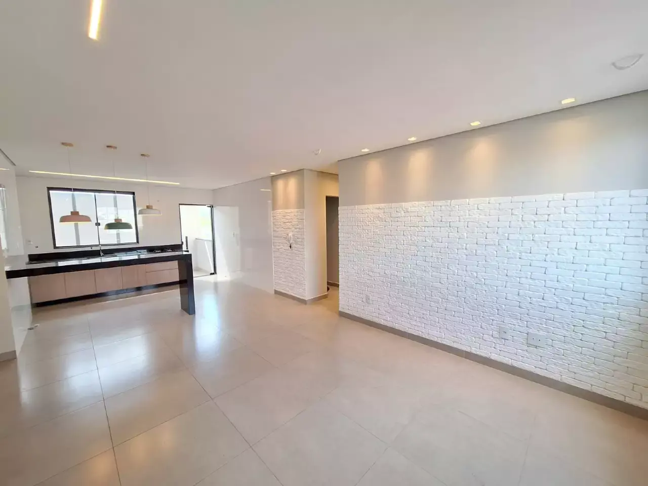 Apartamento com suíte e elevador — 3 quartos no Centro
