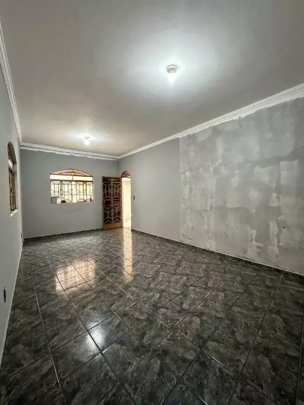 Casa à venda, 3 quartos, 4 vagas, no Parque Jardim