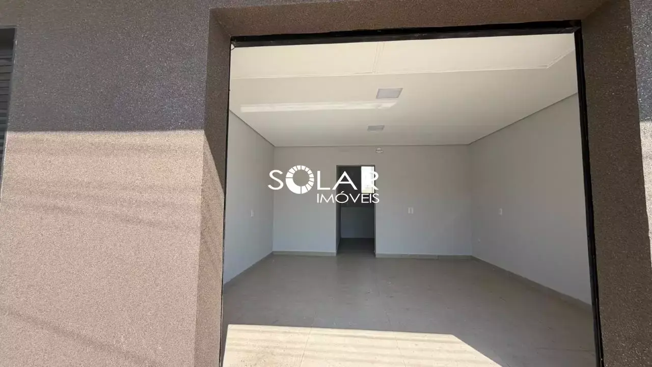 Loja disponível para locação na Av. Jove Soares — 42 m²