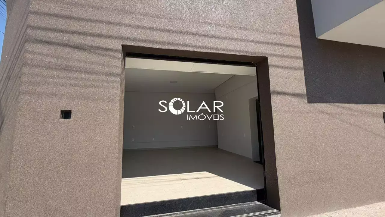 Loja disponível para locação na Av. Jove Soares — 42 m²