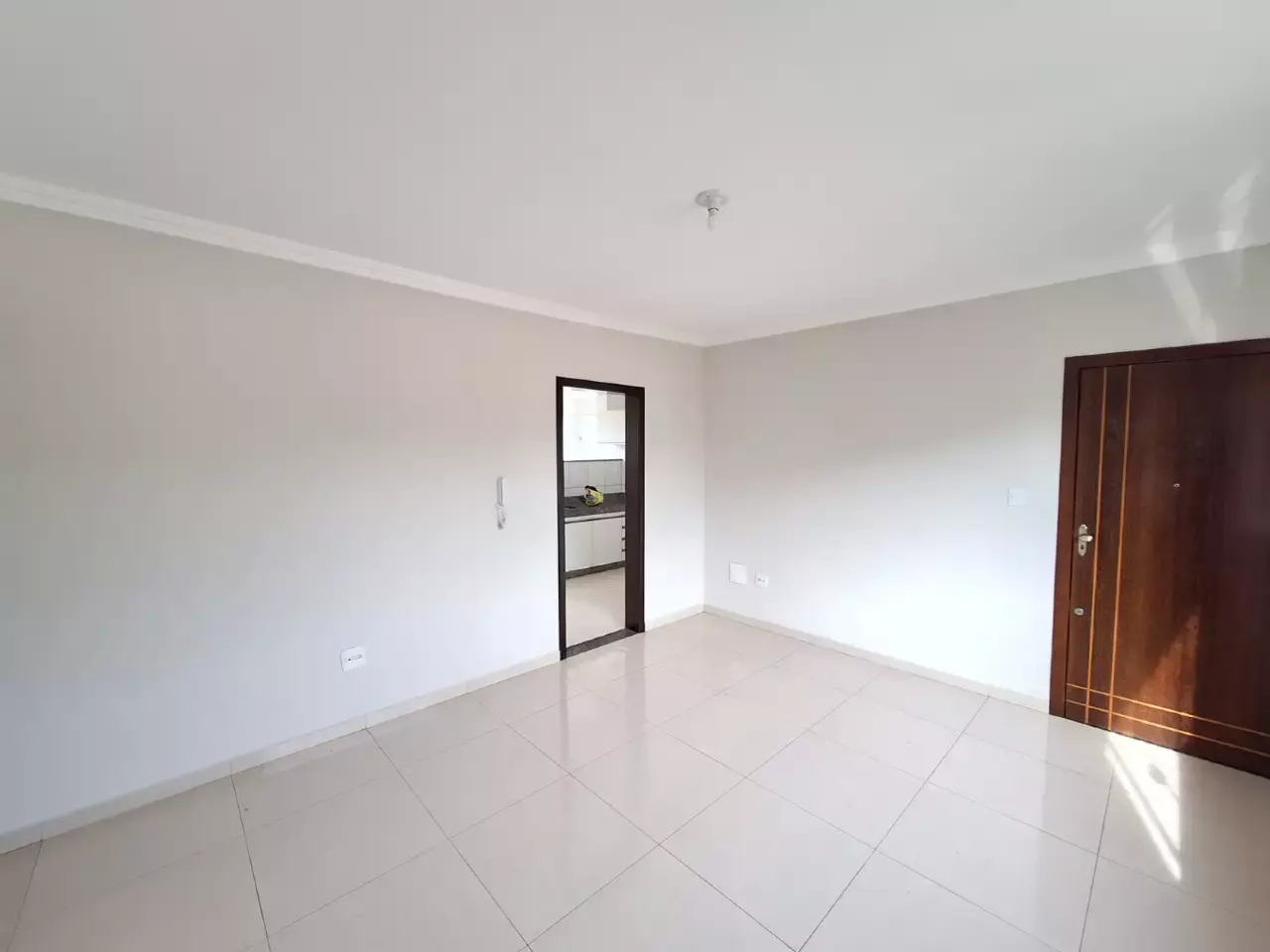Cobertura com Ótima Localização — 3 quartos, para alugar