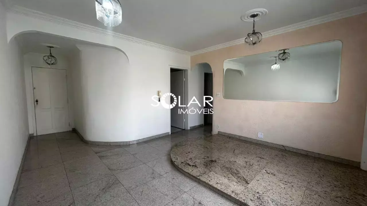 Oportunidade Única no Centro — Apartamento 3 quartos à venda