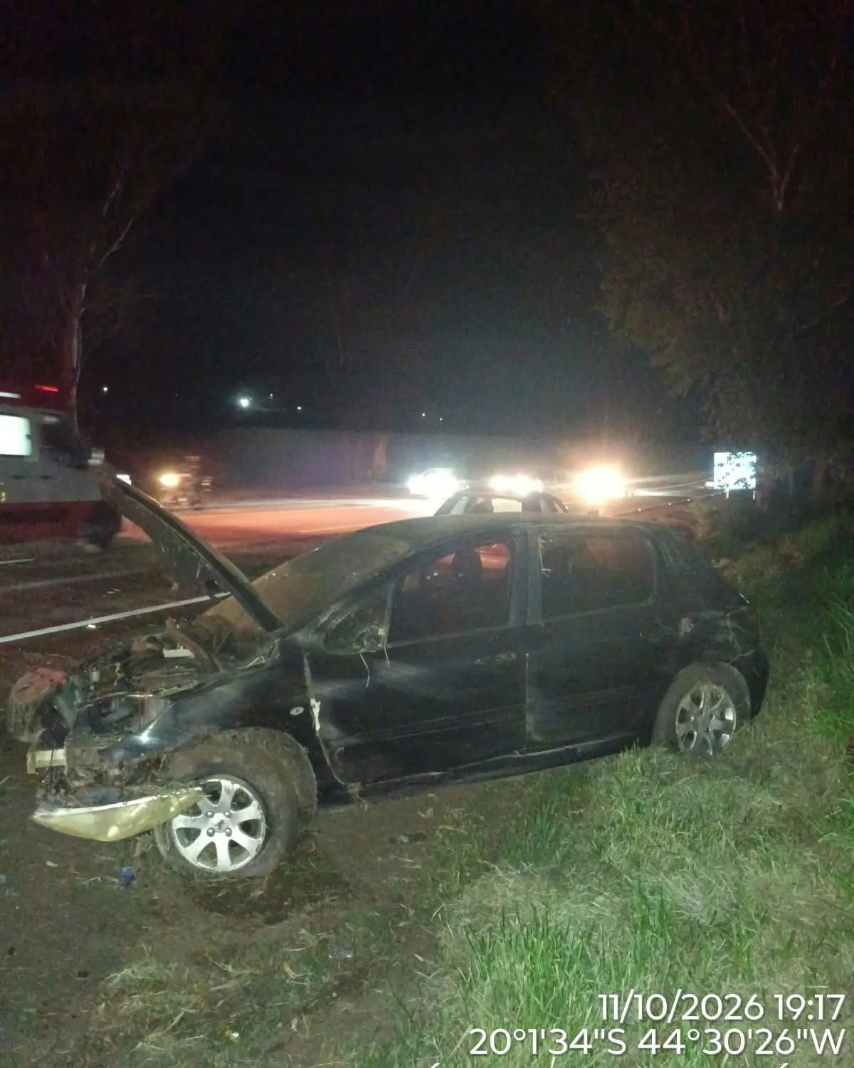 Acidente deixa quatro feridos na MG-050