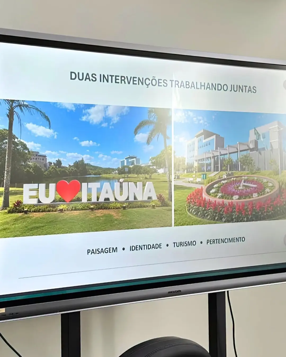 Itaúna ganha letreiro 'Eu amo Itaúna' e relógio floral