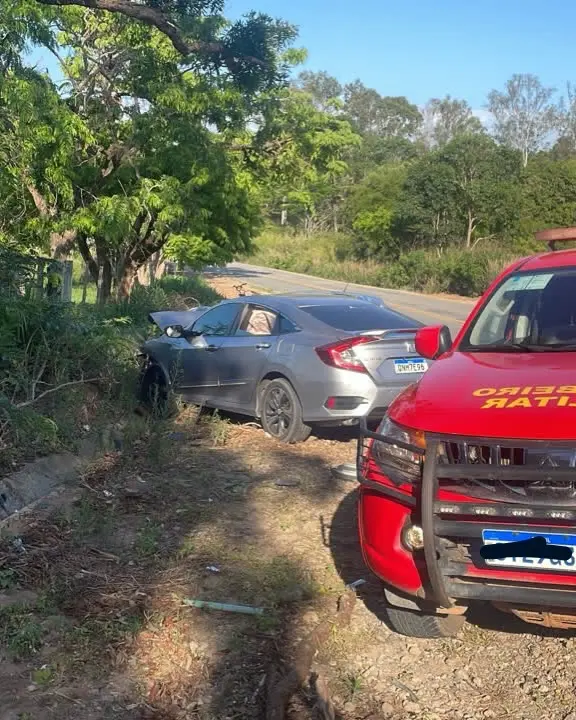 Acidente na MG-252 mata casal em domingo