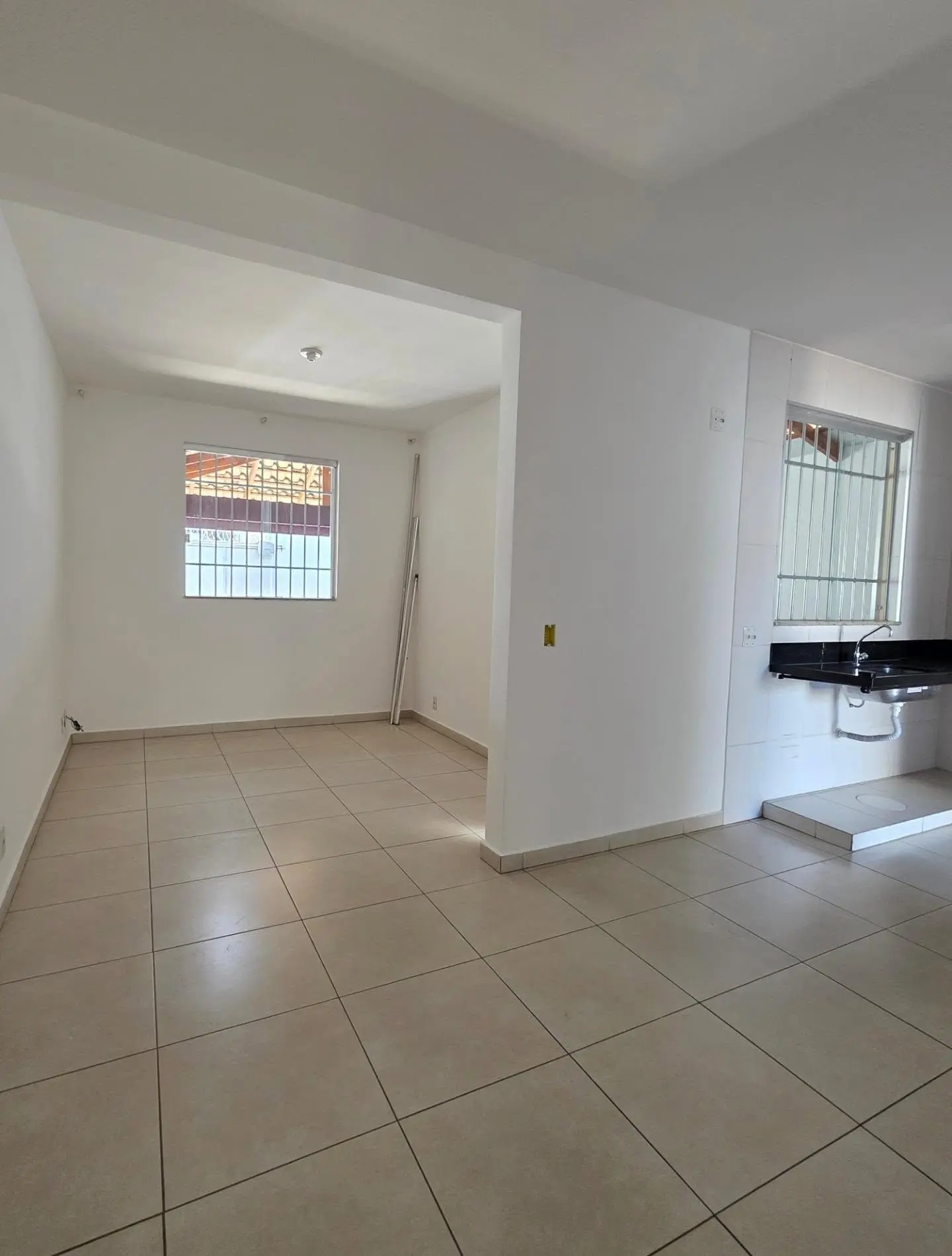 Casa 3 quartos com suíte e garagem no Olímpio Moreira