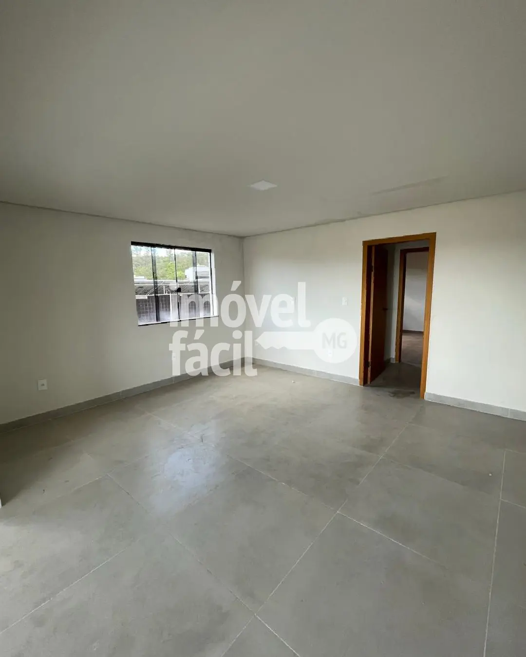 Apartamento 3 suítes com elevador no Bairro Tropical