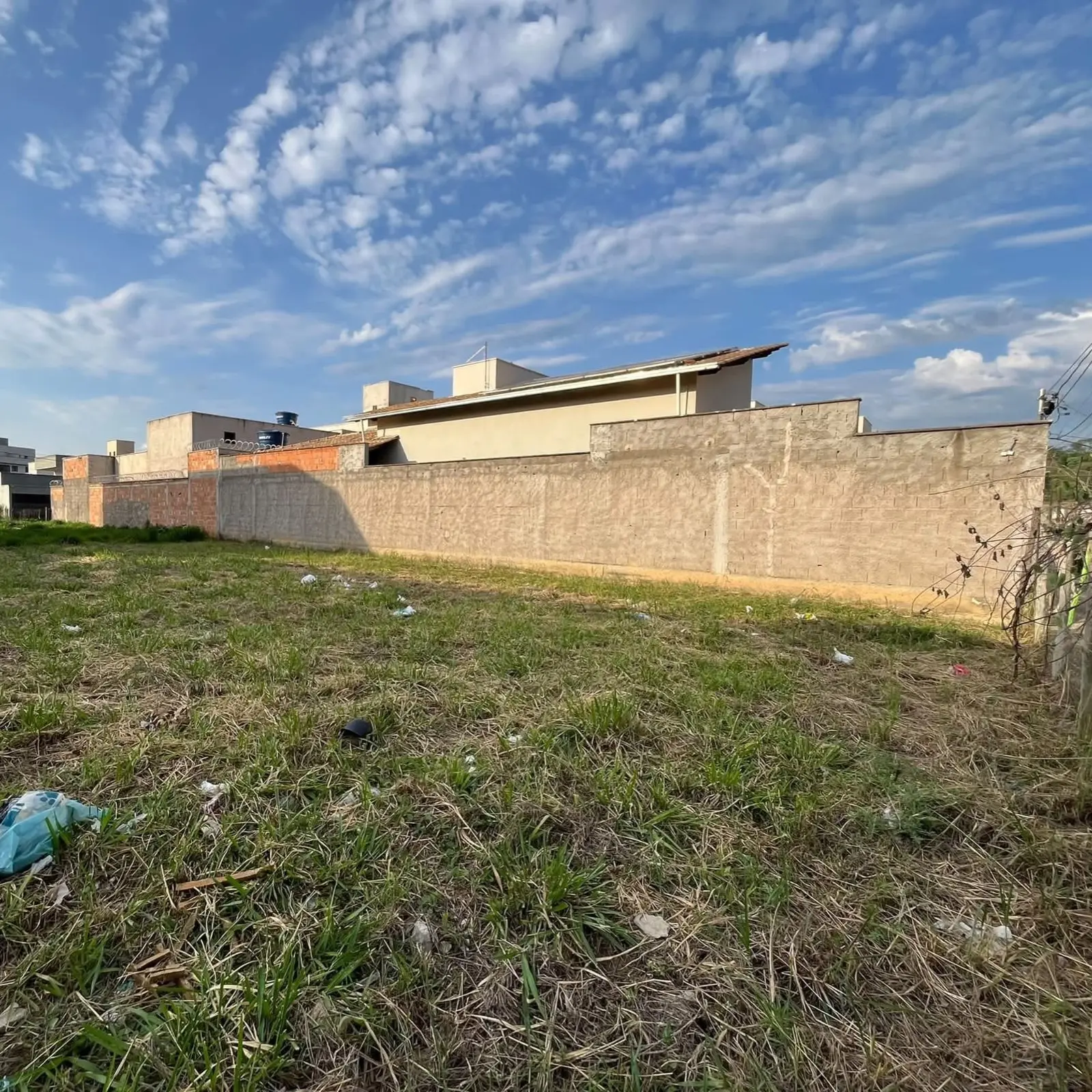 Lote 300 m² à venda no bairro Sion