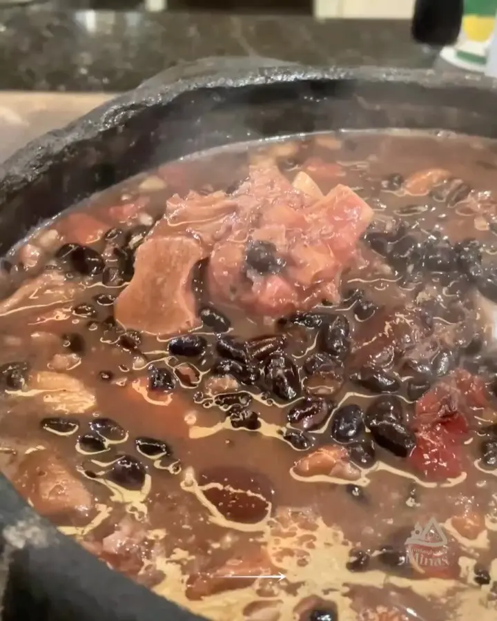 Montanhas de Minas – Pizzaria e Culinária Mineira