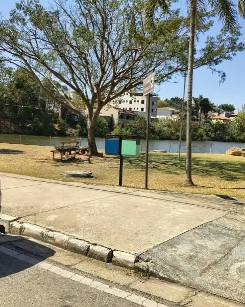 SAAE de Itaúna realiza pintura em reservatório, lixeiras e ETA