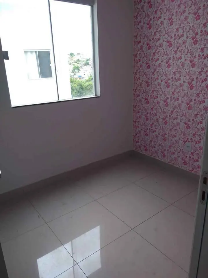 Apartamento 2 quartos nas Graças à venda