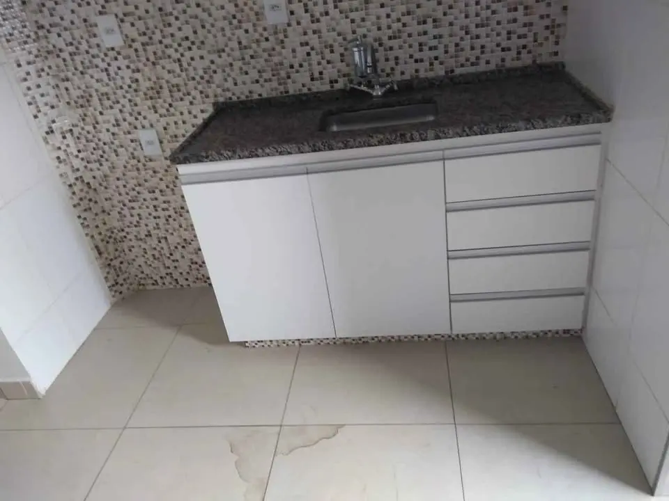 Apartamento 2 quartos nas Graças à venda