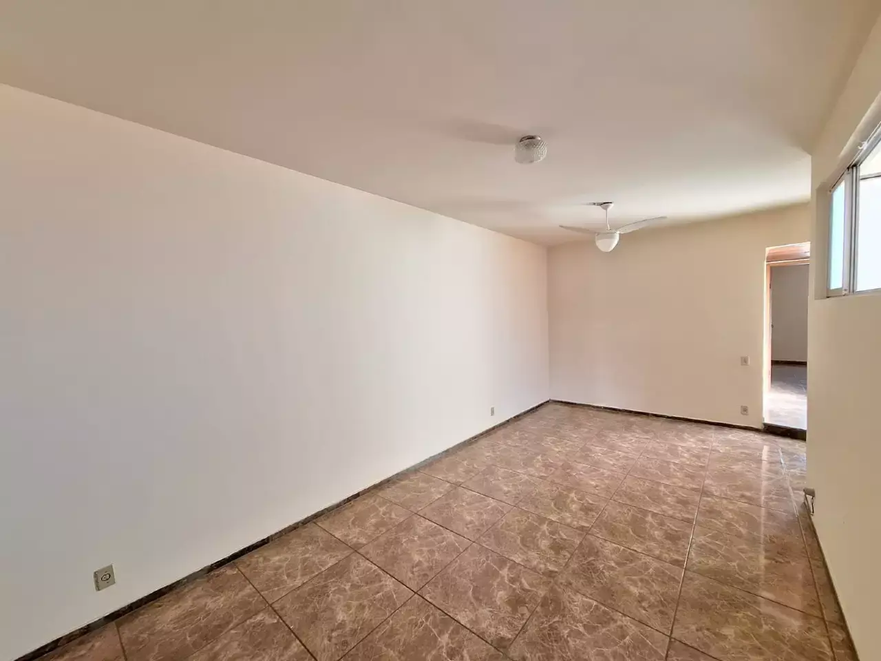 Apartamento para alugar com Ótima Localização no Centro