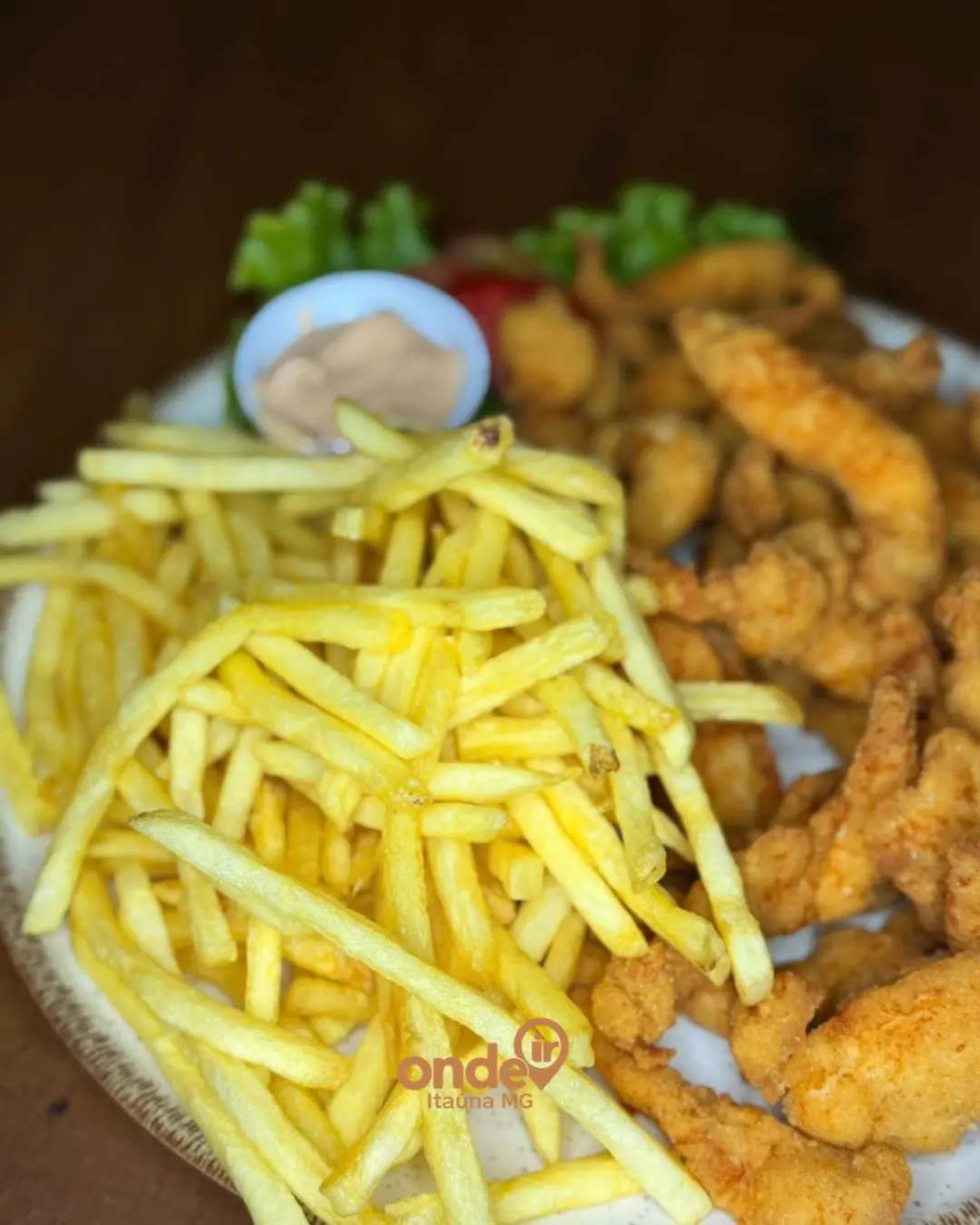 Saideiras Bar: porções, drinks e música ao vivo