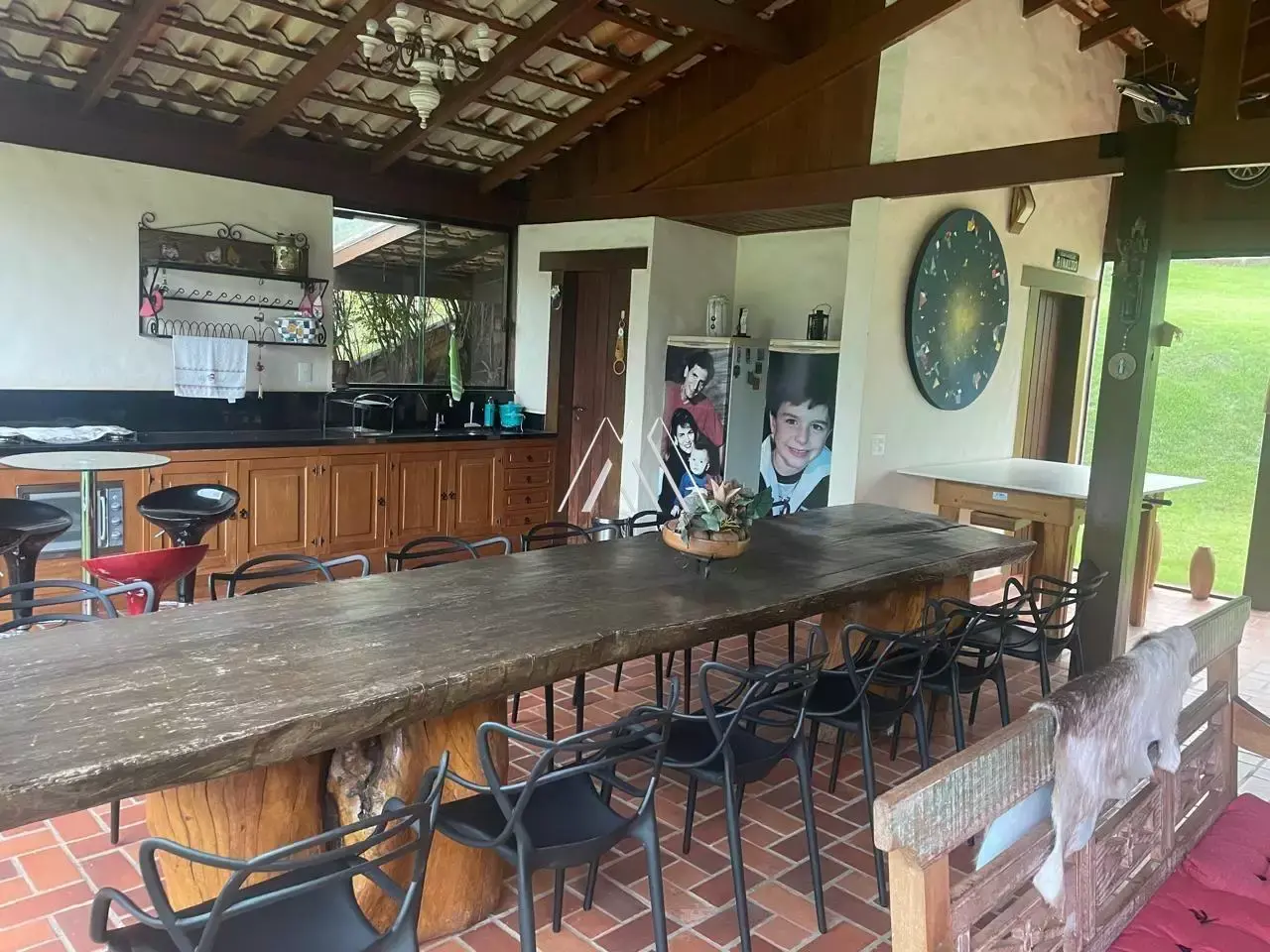 Casa em Condomínio Fechado no Granja Glória — 1 suíte, 1.928 m²