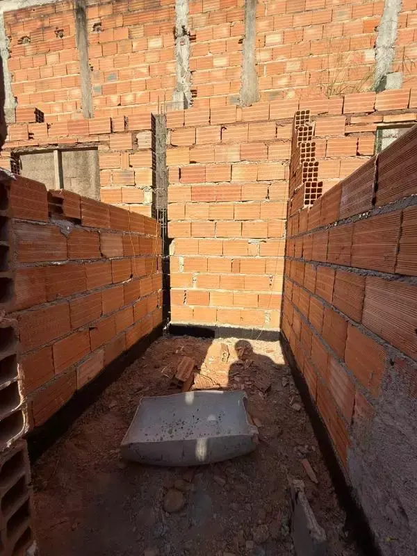 Casa à venda, 2 quartos, 1 vaga, Vale das Aroeiras