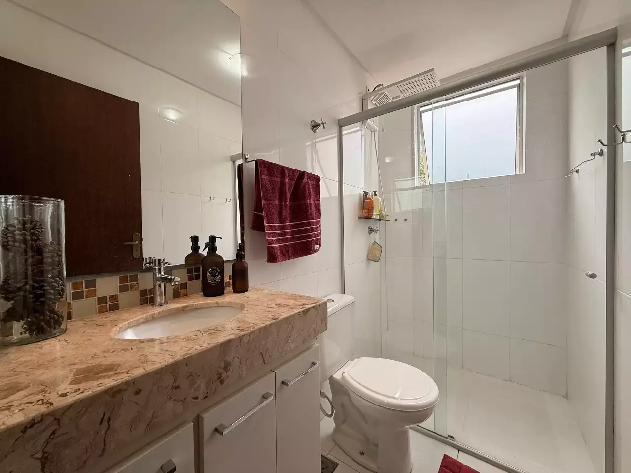Apartamento com área e espaço gourmet à venda no Residencial Morro do Sol