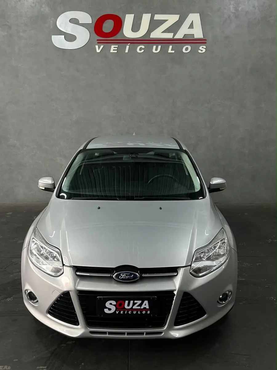 Ford Focus 1.6 SE Manual 2014 — 128 mil km