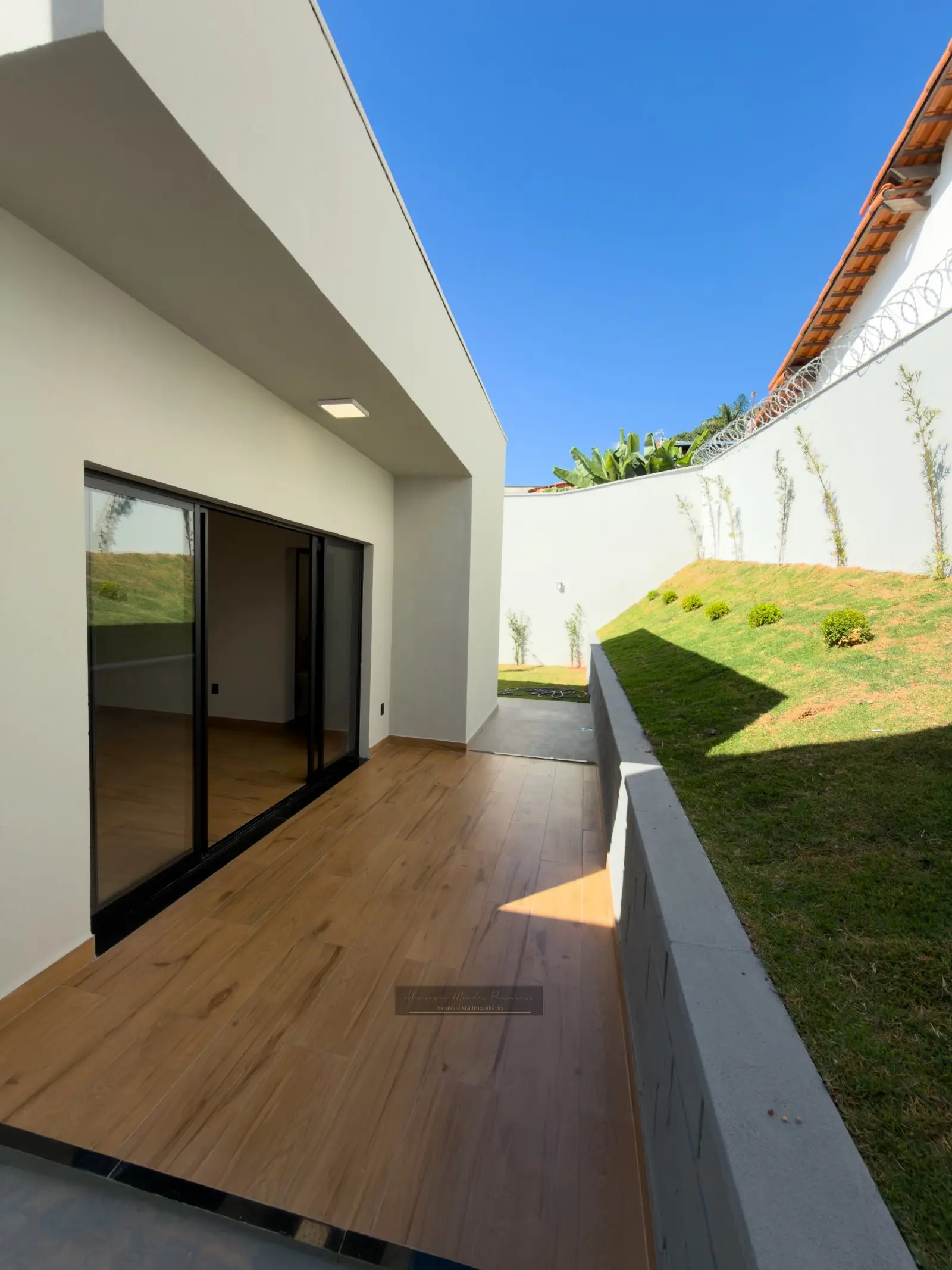 Casa nova 3 quartos no Residencial Santanense