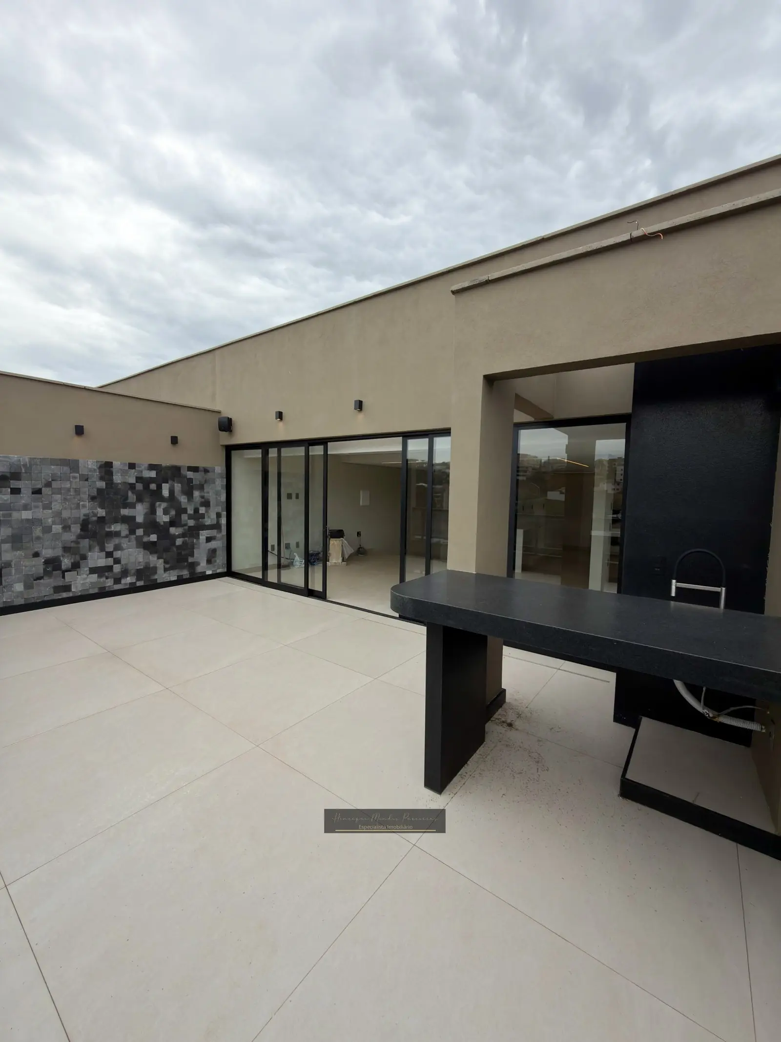 Cobertura de alto padrão 280 m² no Cerqueira Lima