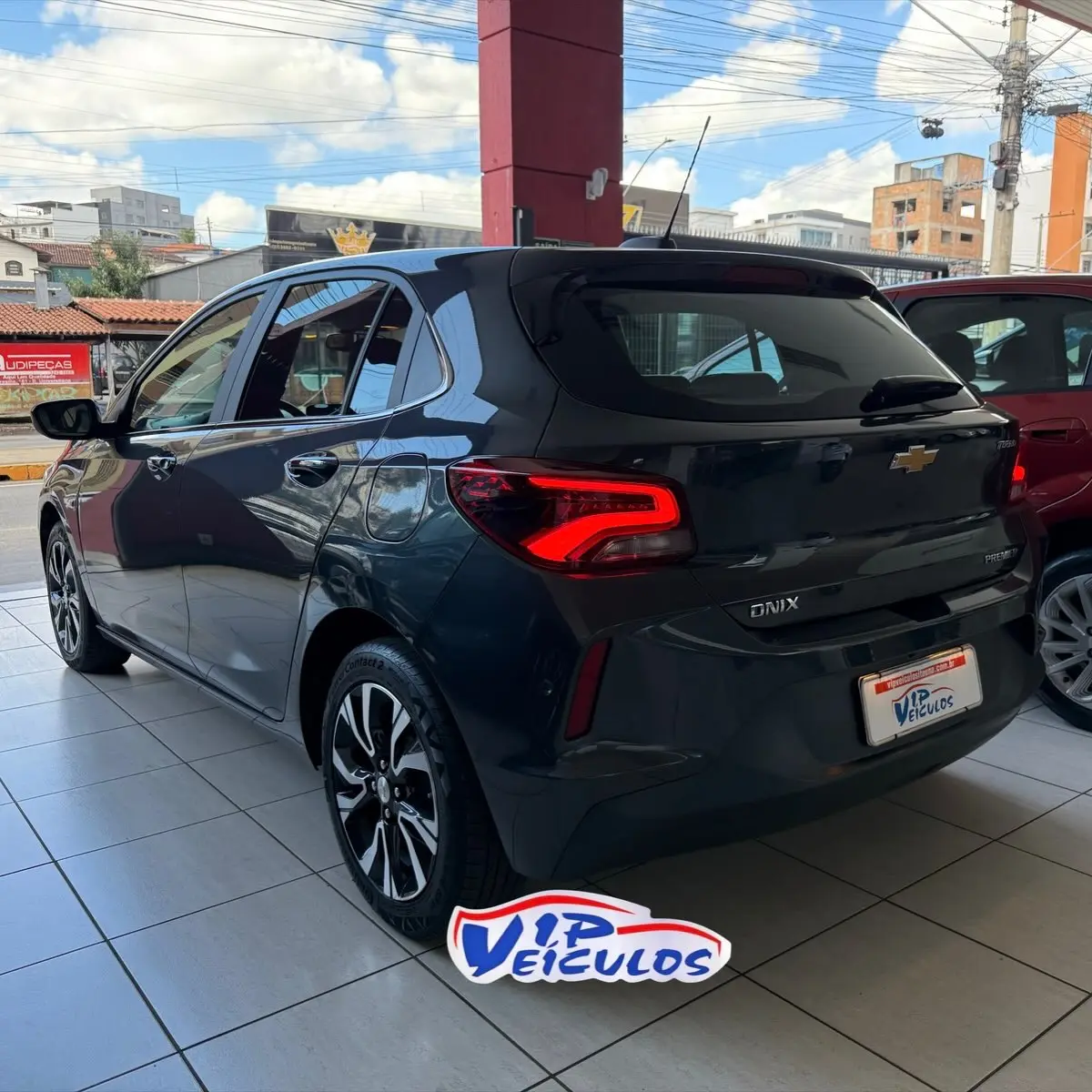 Chevrolet Onix Hatch Premier II 2024/2025 — 16 mil km
