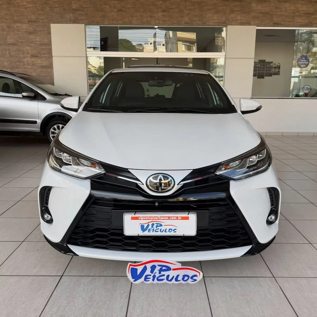 Toyota Yaris Hatch XLS 1.5 Automático 2023/2024 — 30 mil km