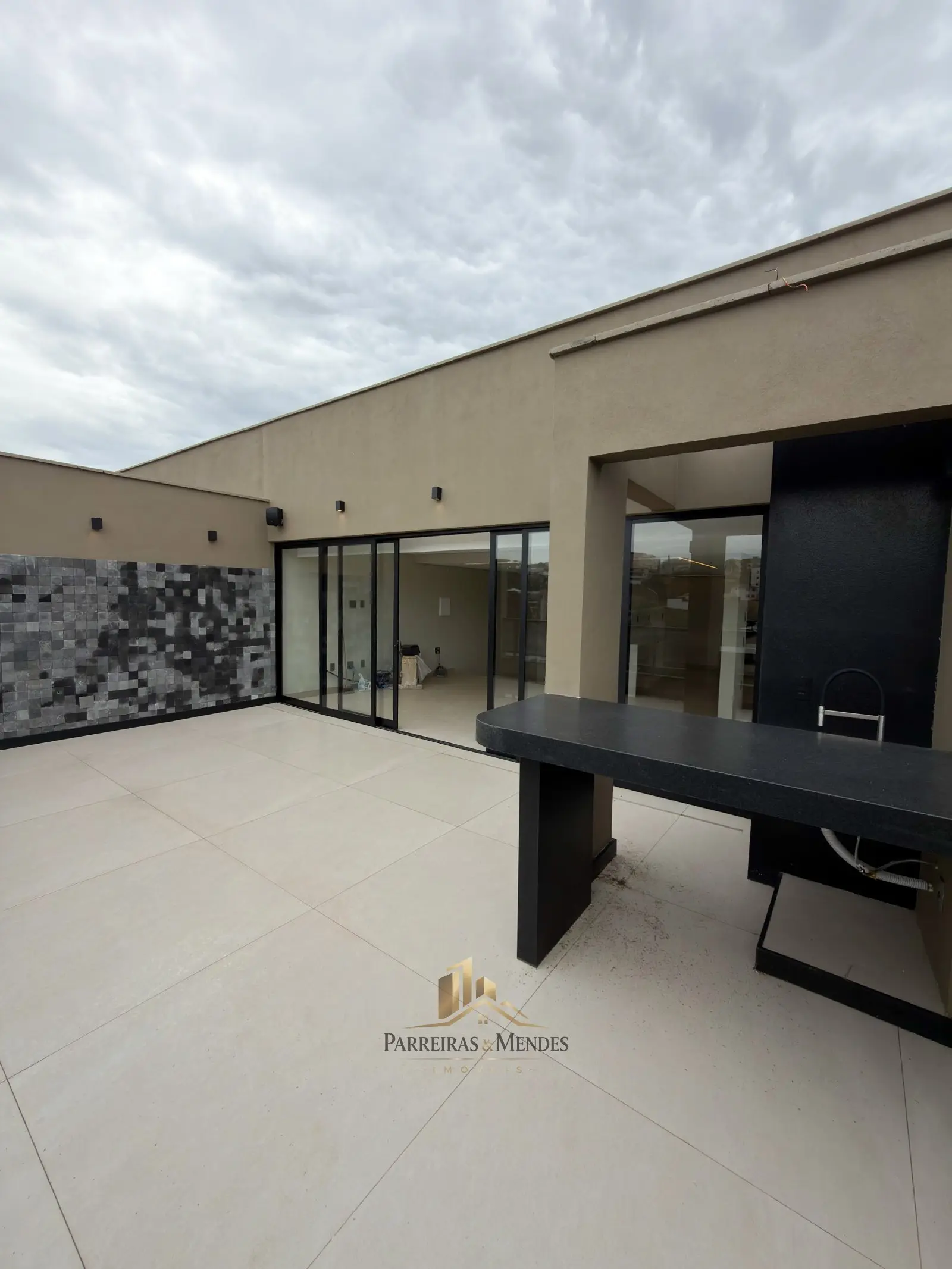 Cobertura de alto padrão 280 m² no Cerqueira Lima