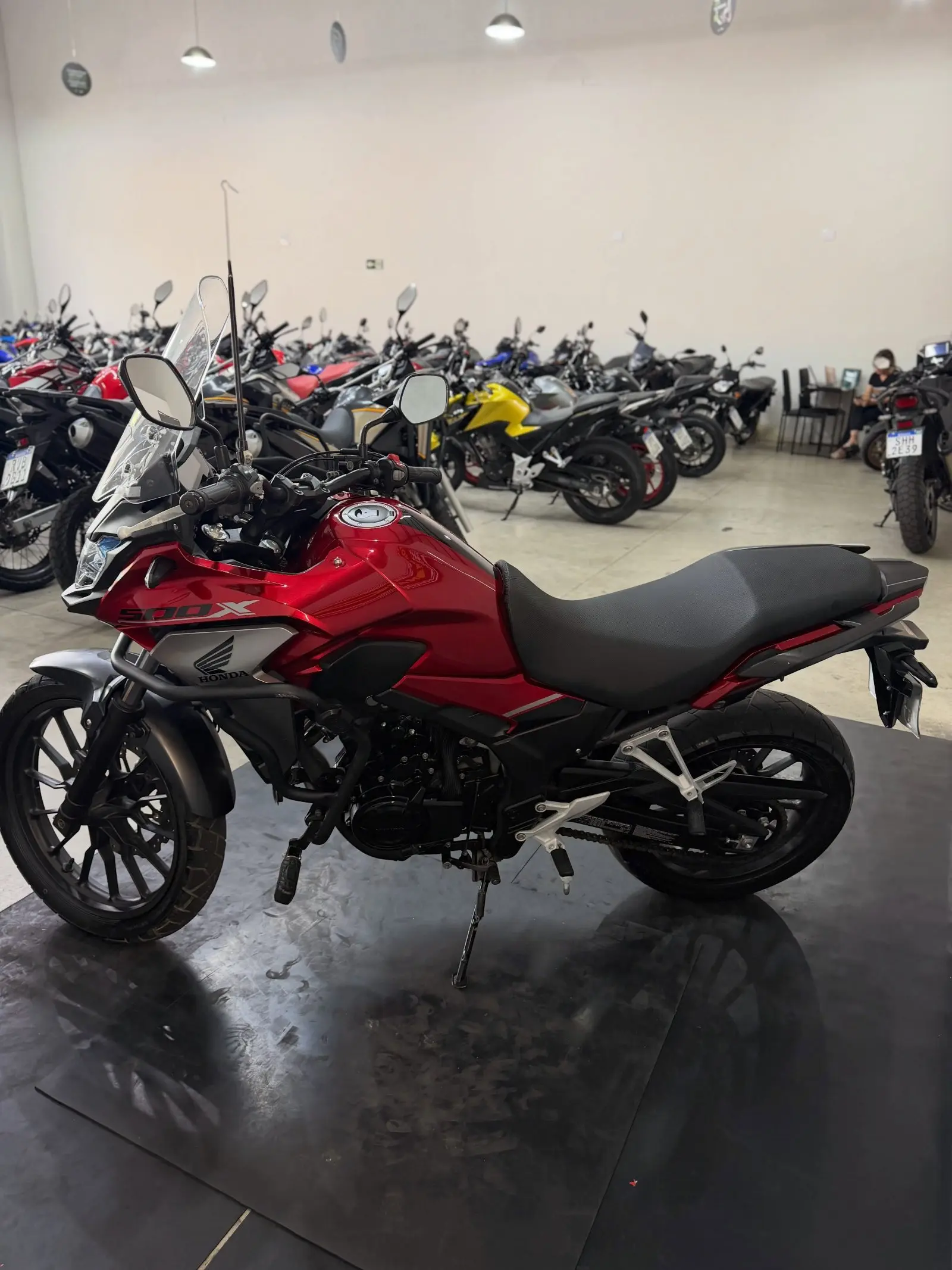 Honda 500X 2020 com 15 mil km — à venda
