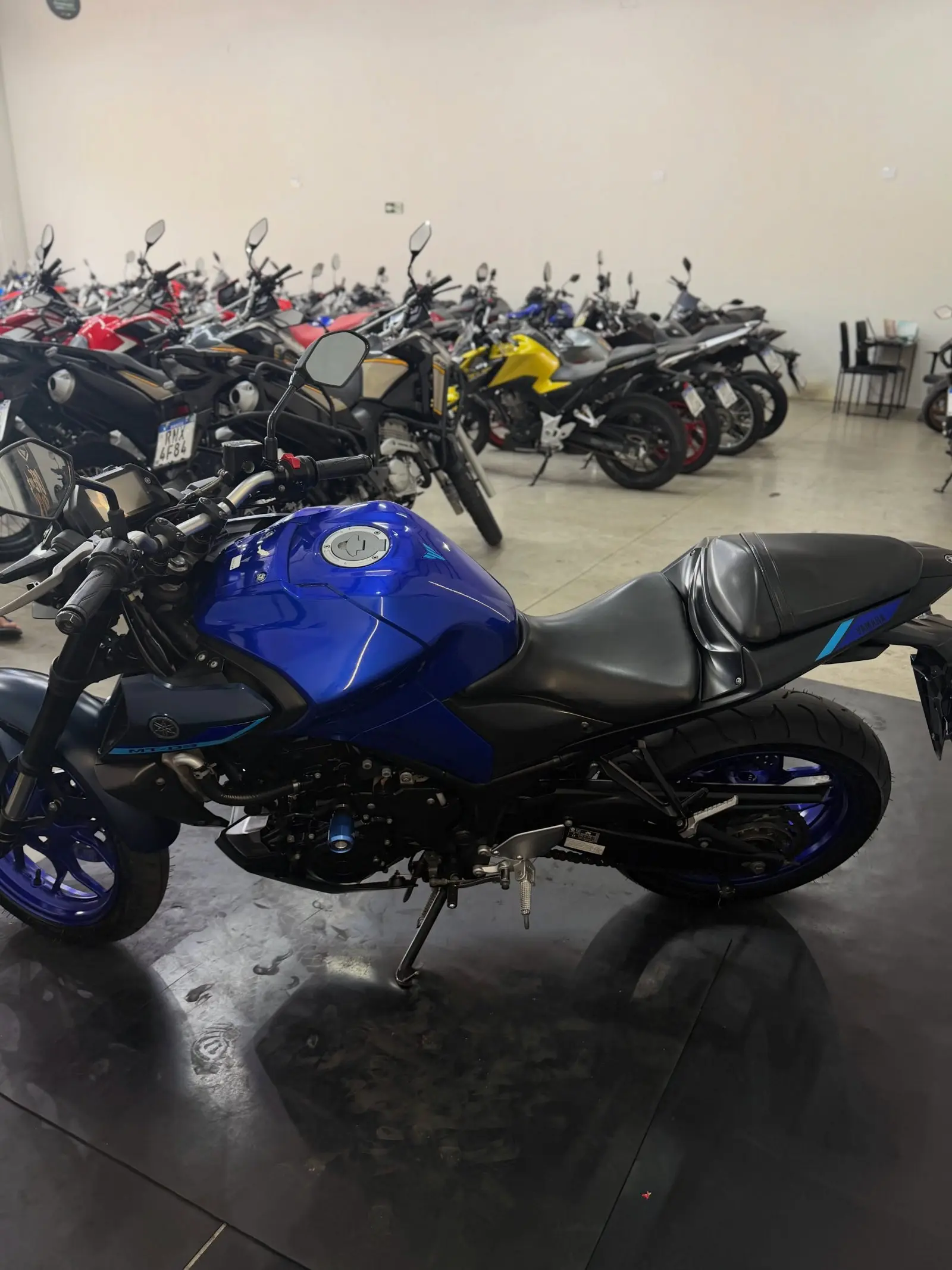 Yamaha MT 03 2023 — 22.700 km, IPVA pago