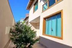 Casa 260 m² com 3 suítes no Belvedere