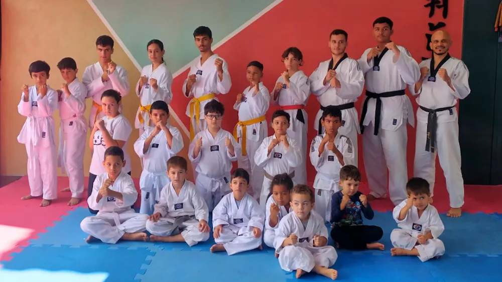 Centro de Treinamento Douglas Taekwondo