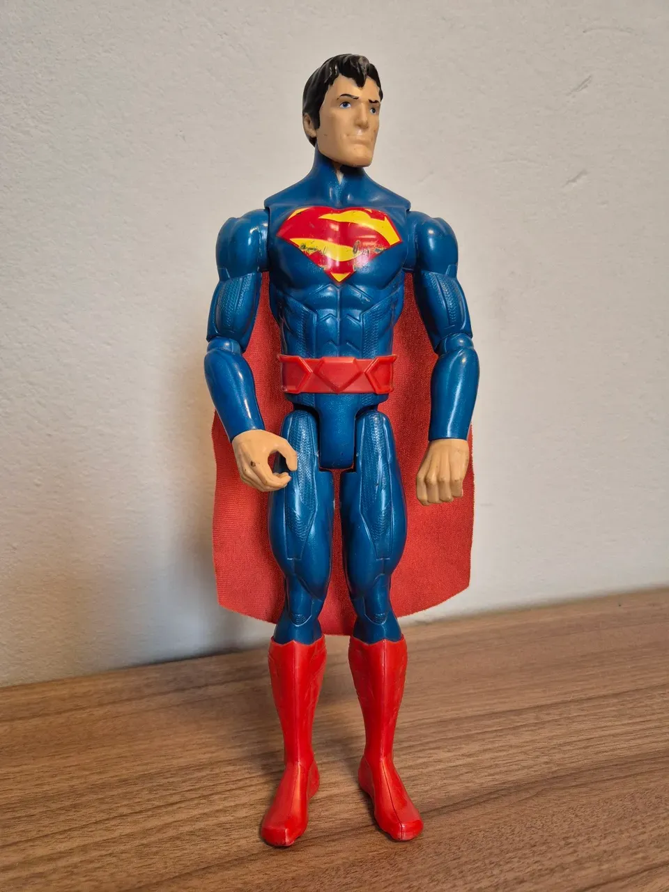 Boneco Original Super Man DC Comics da Mattel, 30cm, sem caixa original  (usado).