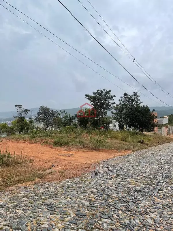 Lote 1000 m² à venda na Barragem do Benfica