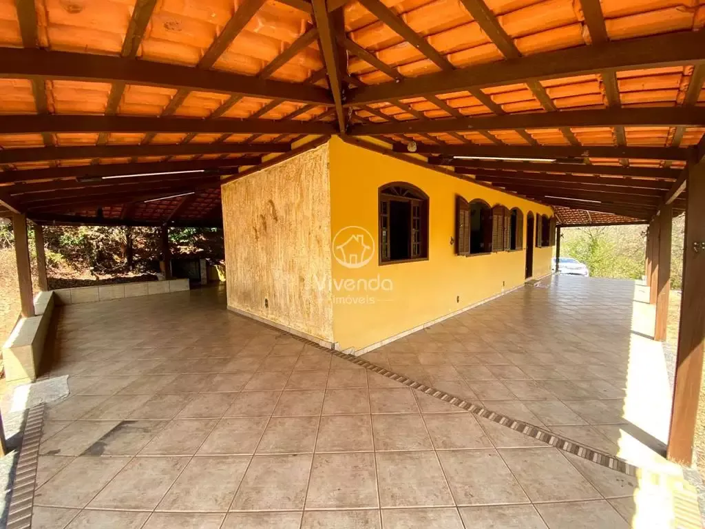 Chácara 3 quartos com suíte no Vale dos Ipês