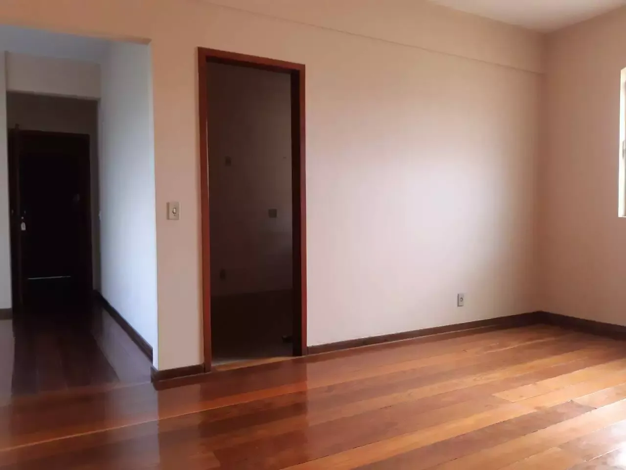 APARTAMENTO para aluguel, 3 quartos, 1 suíte, UNIVERSITARIO