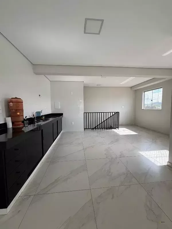 Cobertura à venda, 3 quartos, 1 suíte, 2 vagas, Centro