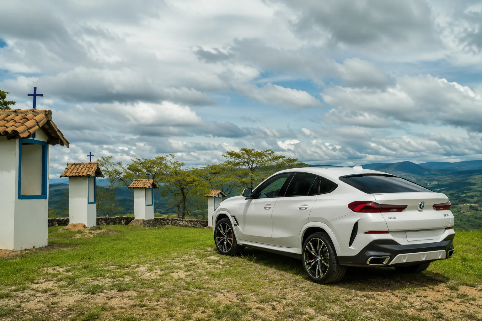 Arsenal, cheque de R$ 481 mil e BMW apreendidos após denúncia no Morro do Bonfim