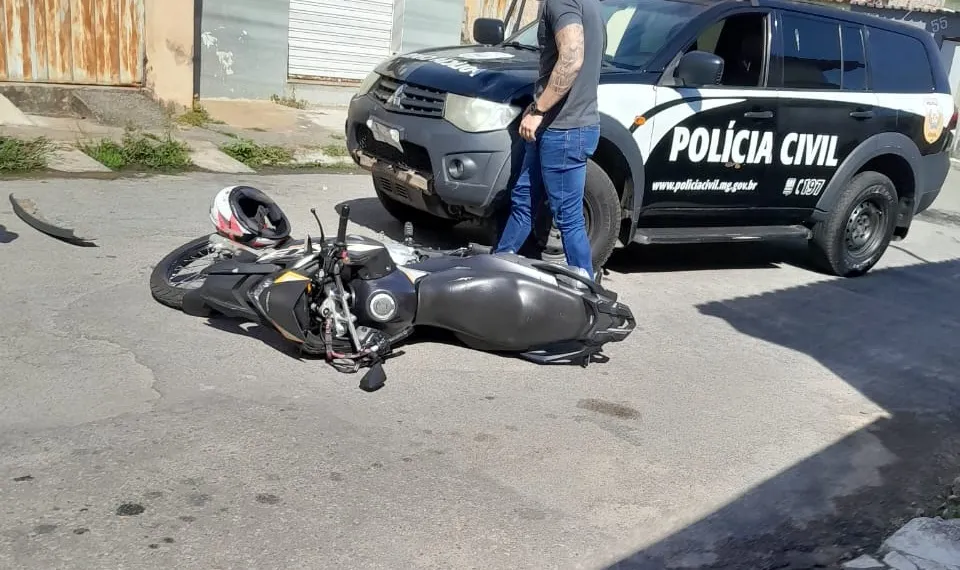 Motociclista é preso por direção perigosa e dano à viatura no Irmãos Auler