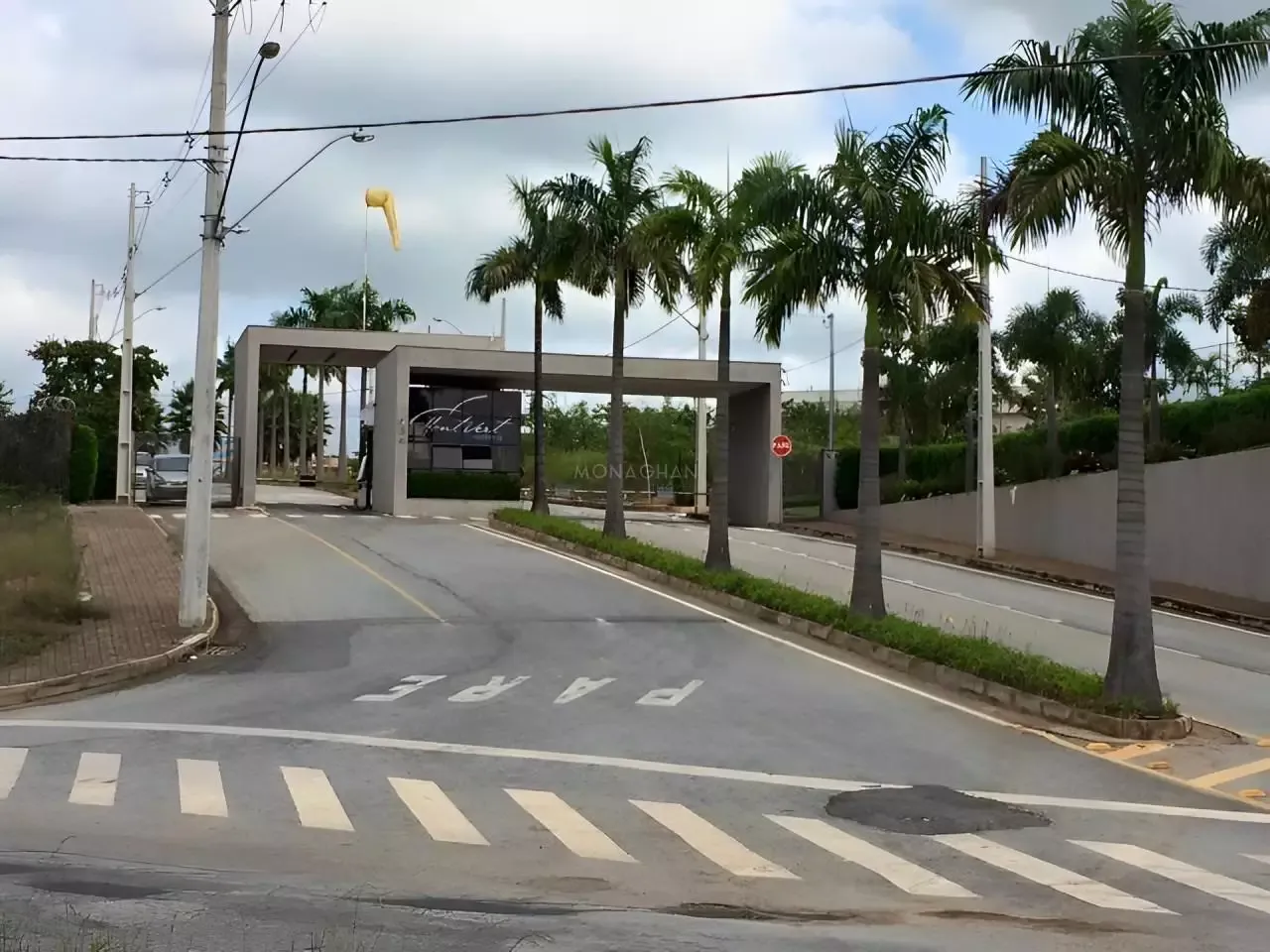 Lote à venda no Condomínio Mont Vert