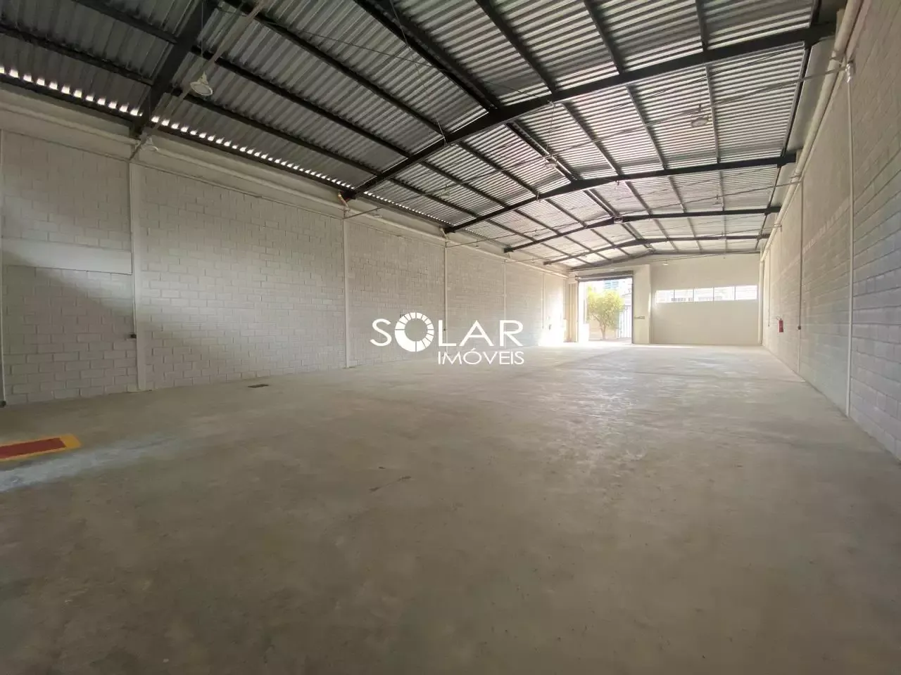 Galpão comercial 465 m² para alugar no Santiago