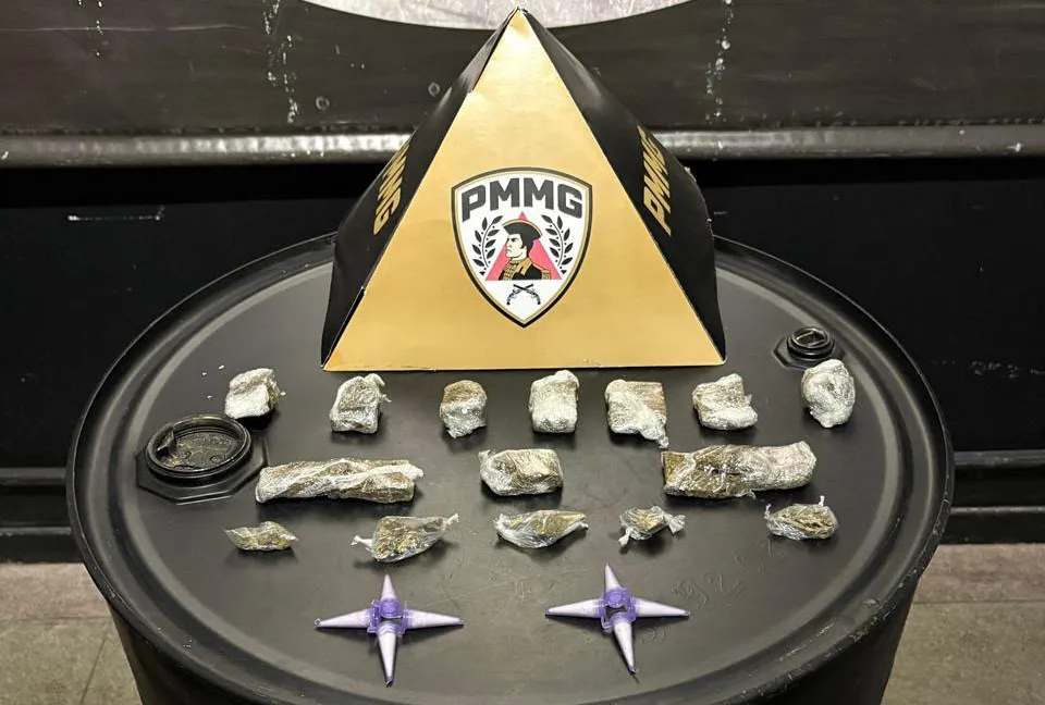 Operação da PM prende mulher com droga no Morada Nova II