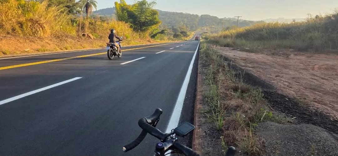 Ciclista questiona nova sinalização na MG-431, entre Itauna e Itatiaiuçu