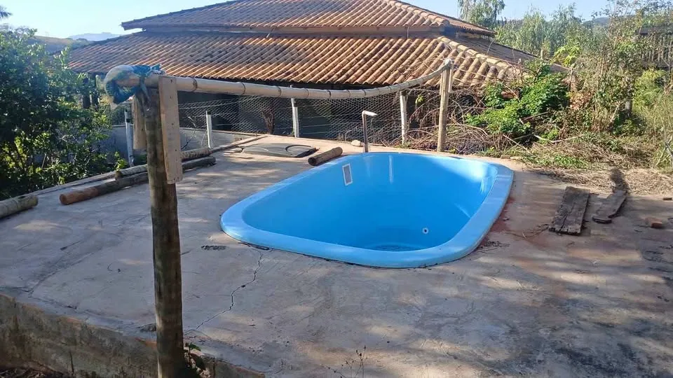 Chácara 1700 m² com piscina e pomar à venda no Povoado dos Chaves