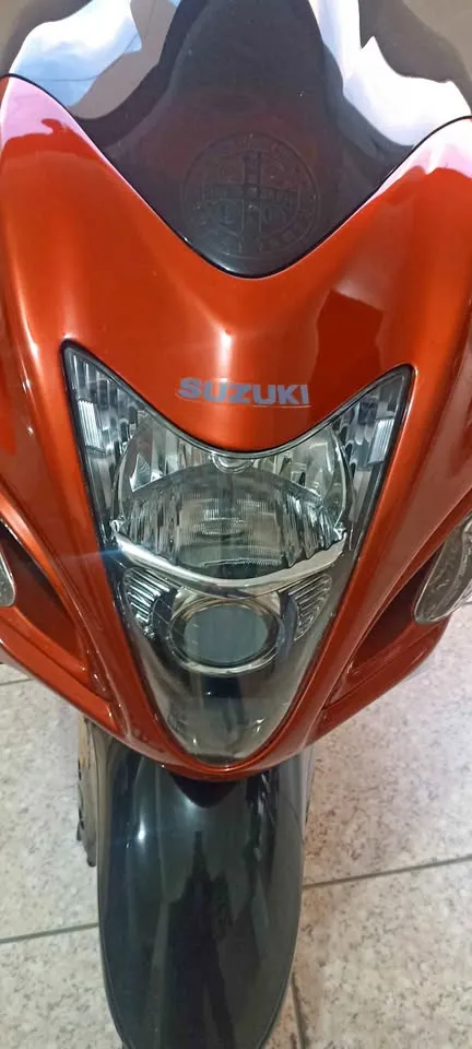 Suzuki Hayabusa 2010 em ótimo estado, aceito troca