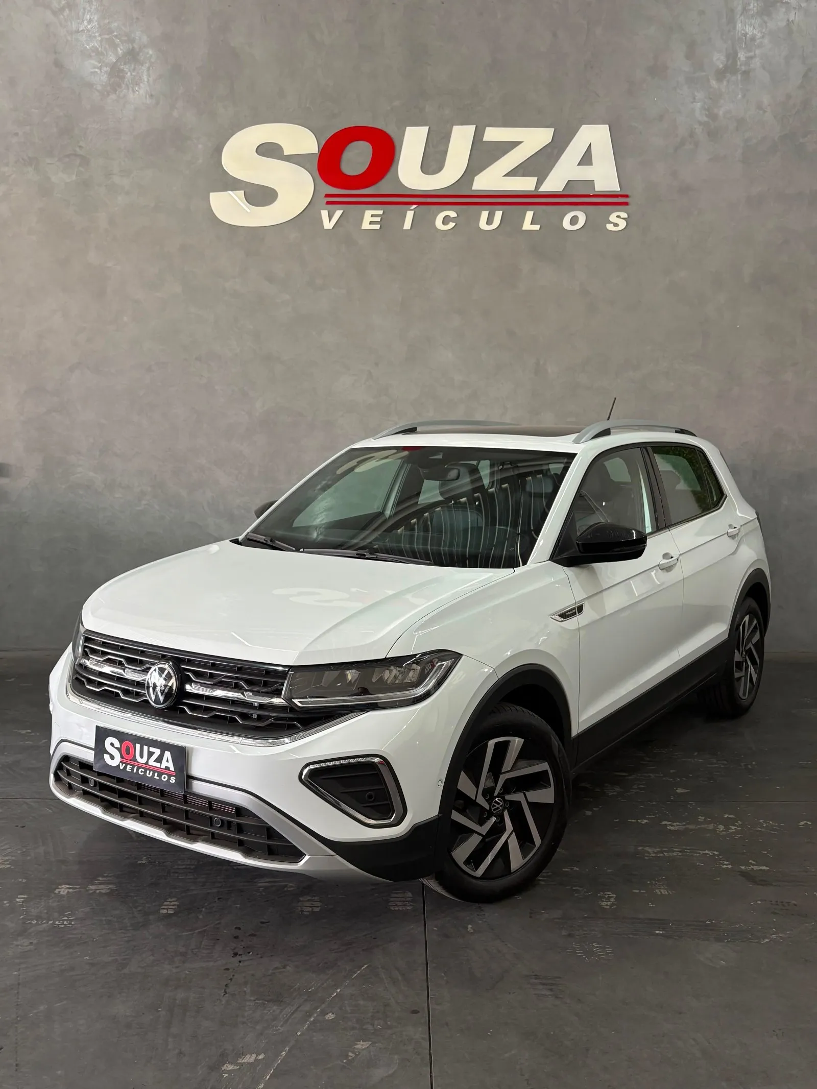 VW T-Cross Highline 1.4 Turbo 2025 — 17 mil km