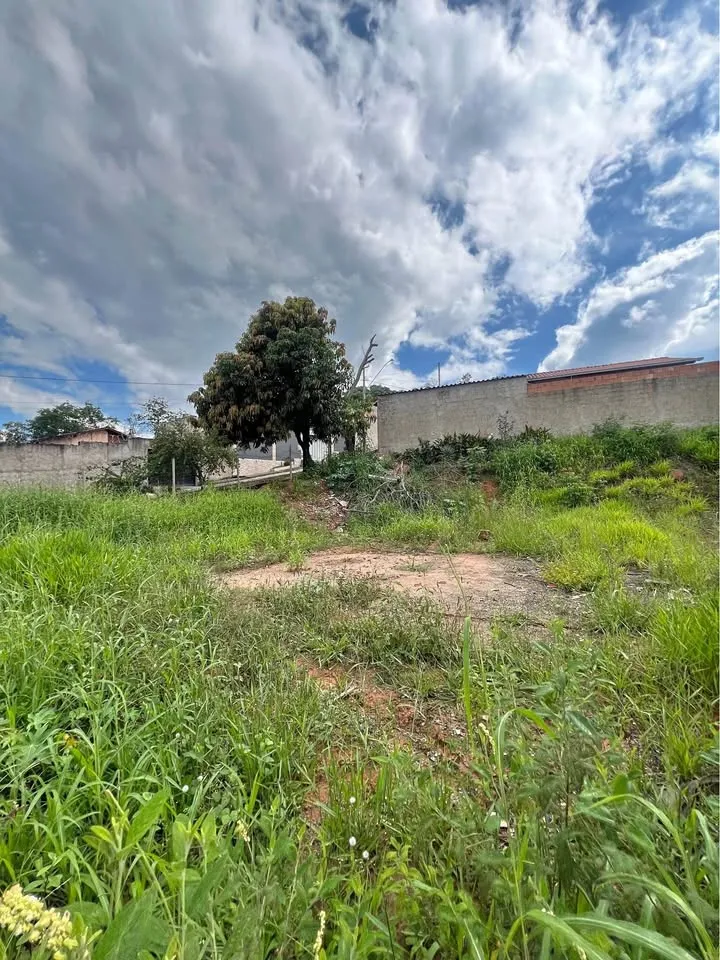 Terreno de 212 m² à venda no Cidade Nova