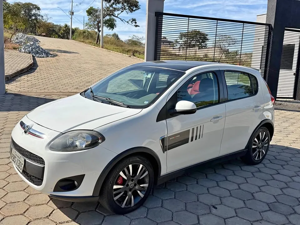 2012 FIAT palio sporting 1.6 manual