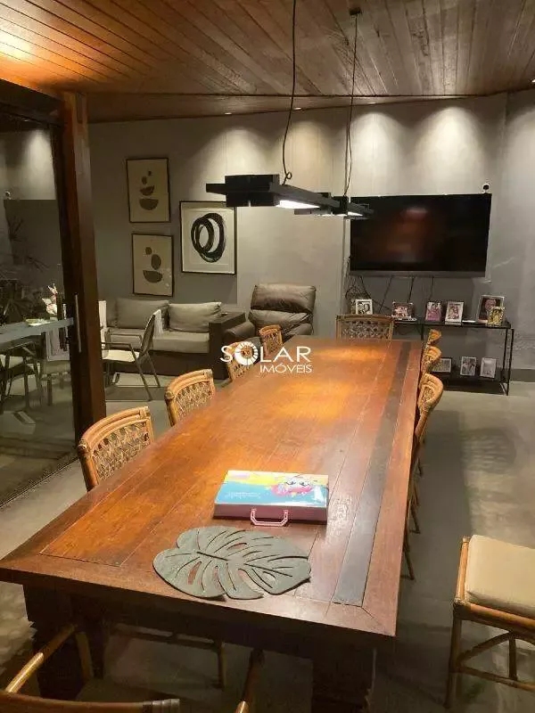 Casa de Alto Padrão no centro da cidade de Itaúna