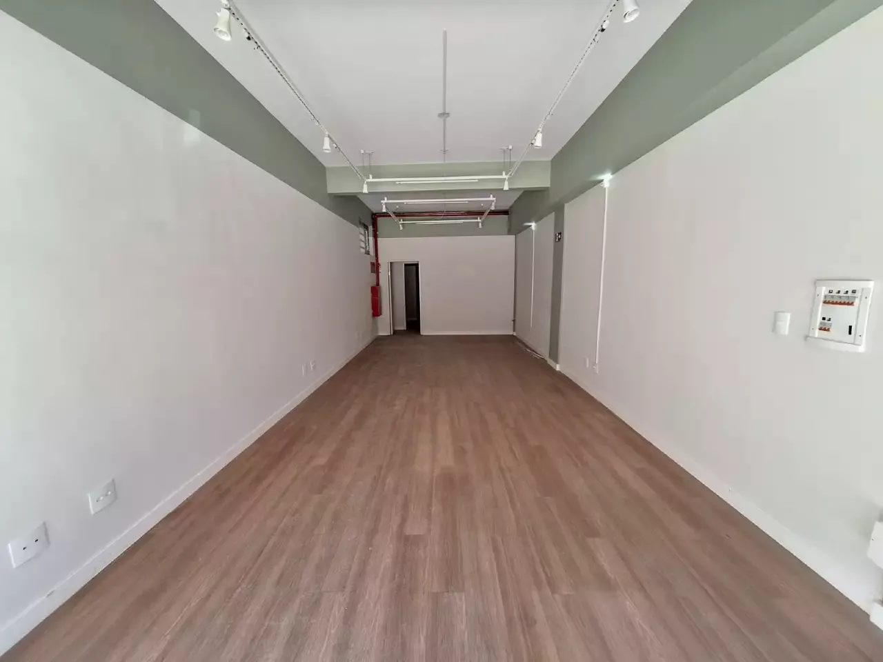 Loja para alugar no bairro Graças, 84 m²
