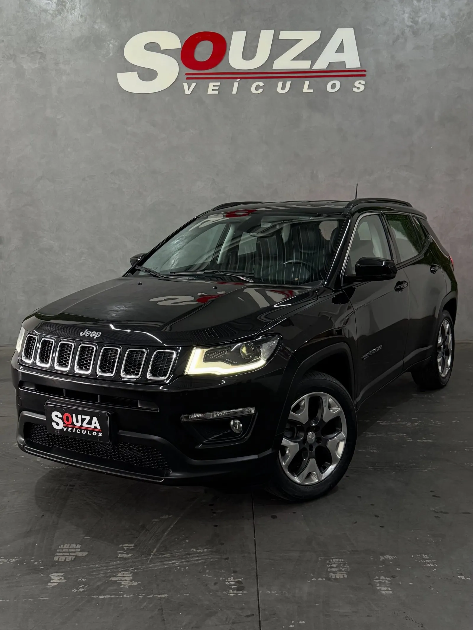Jeep Compass 2.0 Longitude 2019, 73 mil km